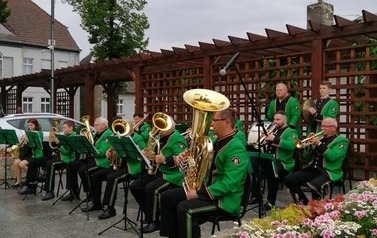 koncert Orkiestry Dętej na placu Karola Marcinkowskiego 2021